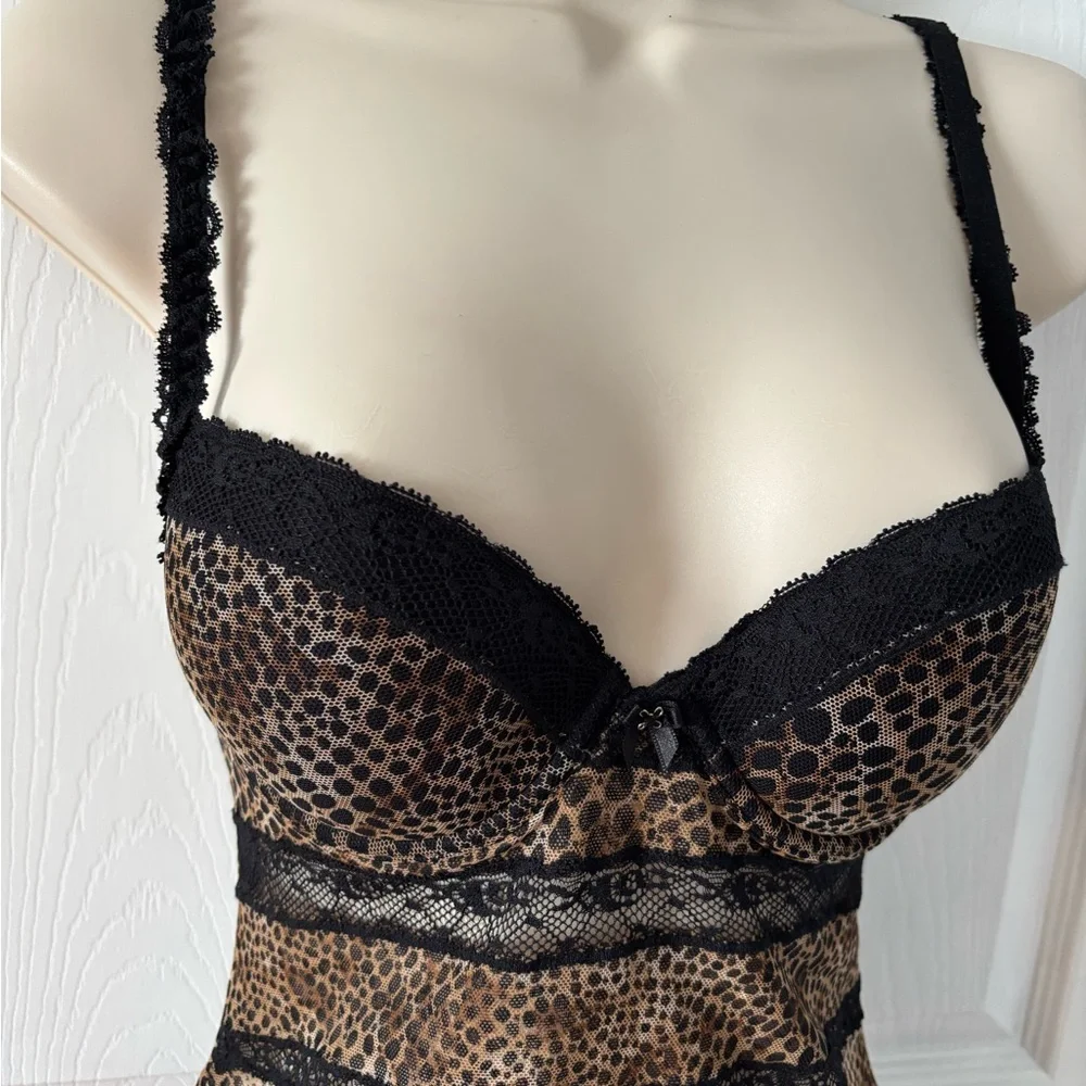 La Perla Animal Print Mesh Chemise with Black Lace - Picture 5 of 8